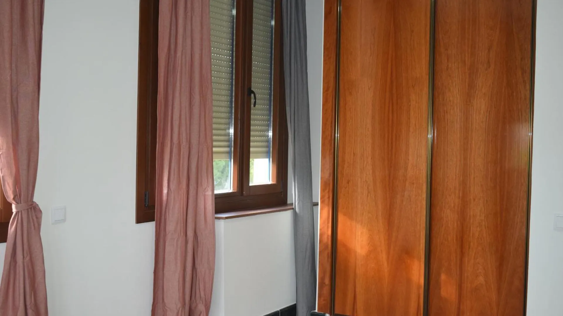 Fibes Lux Sevilla Este. Apartment
