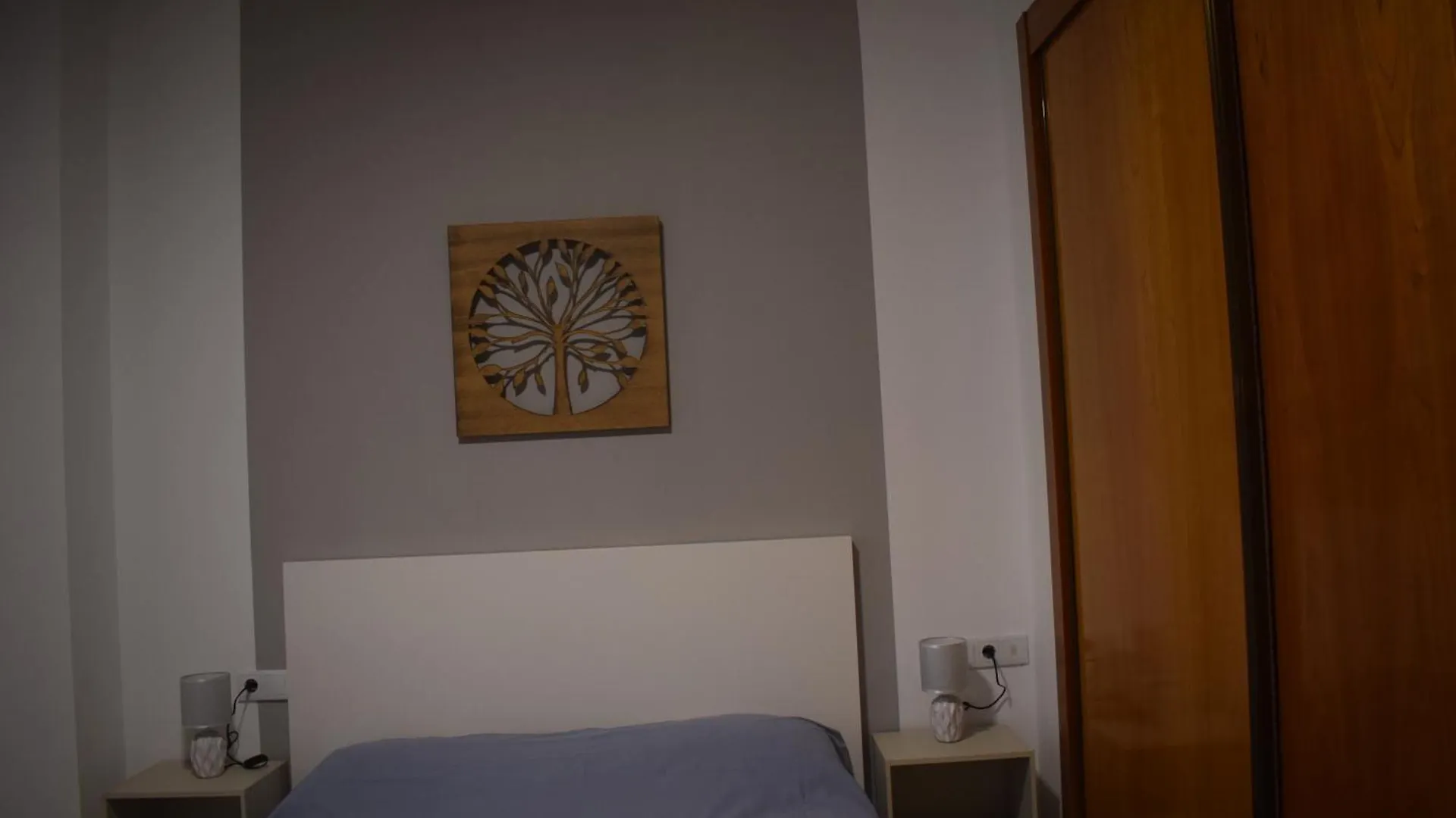 Fibes Lux Sevilla Este. 0*,
